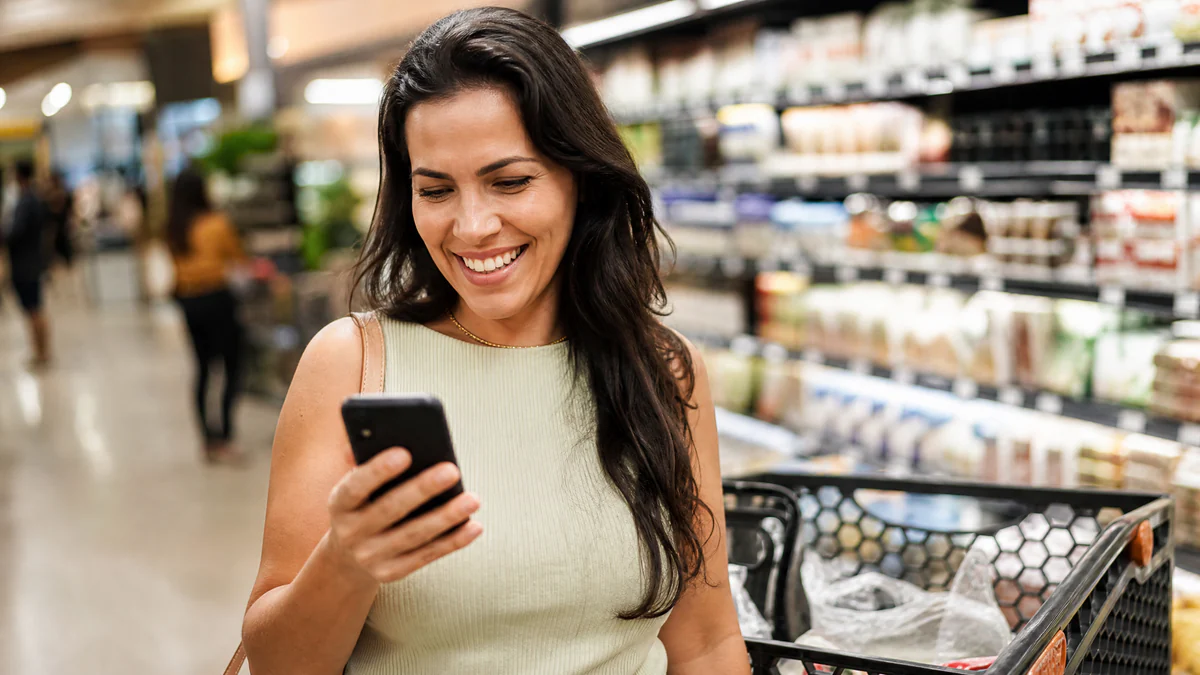 Cliente recebendo resposta imediata no WhatsApp